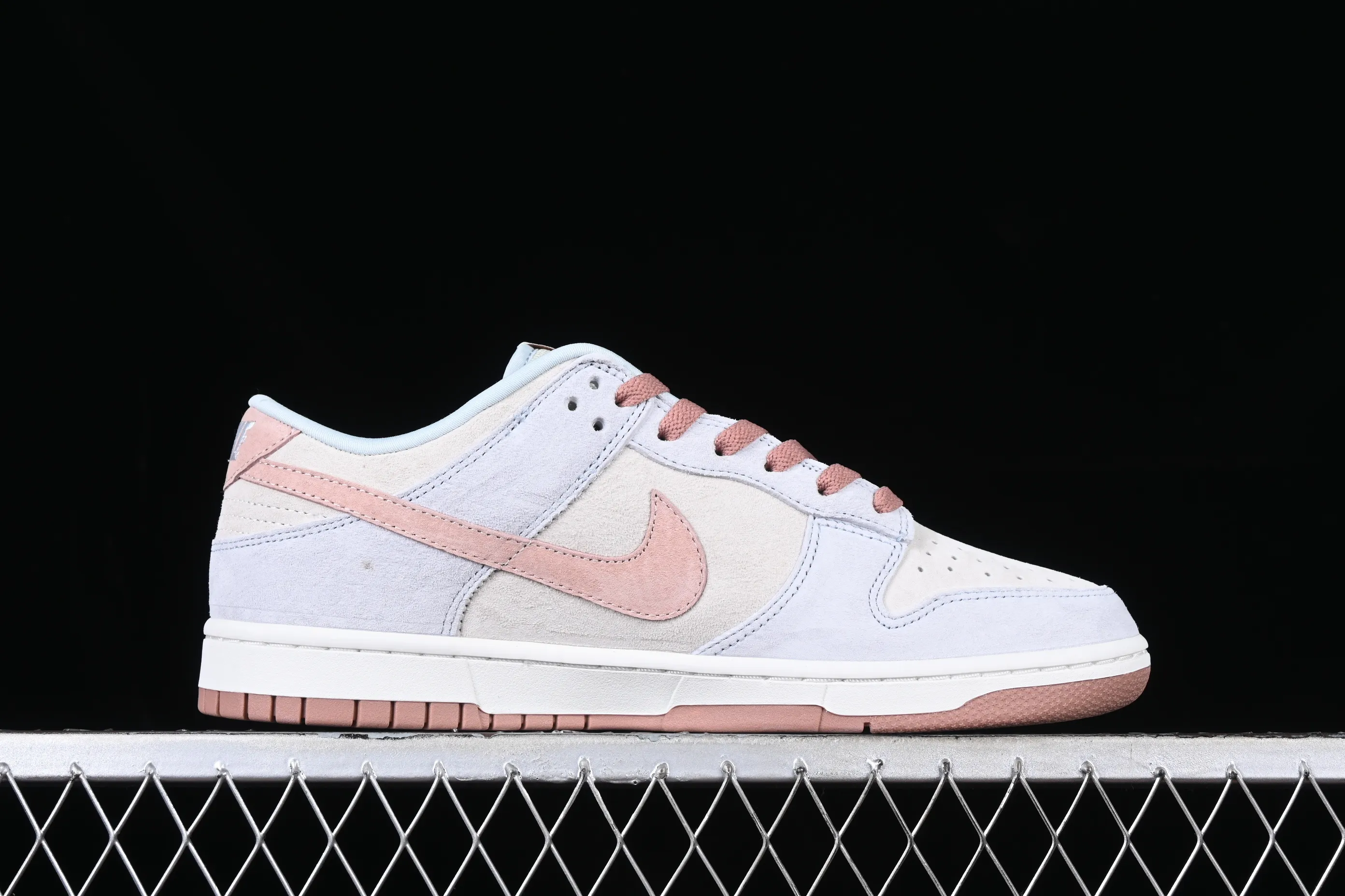 All categories Nk SB Dunk Series Nk SB Dunk Low Low-top sneakers Nk Dunk SB Low Pink Rose SB Dunk Series low-top casual sports skateboard shoes DH7577-001